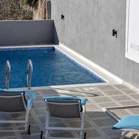 Apartment Lotte With Private Pool In The City Center! Makarska Exterior photo