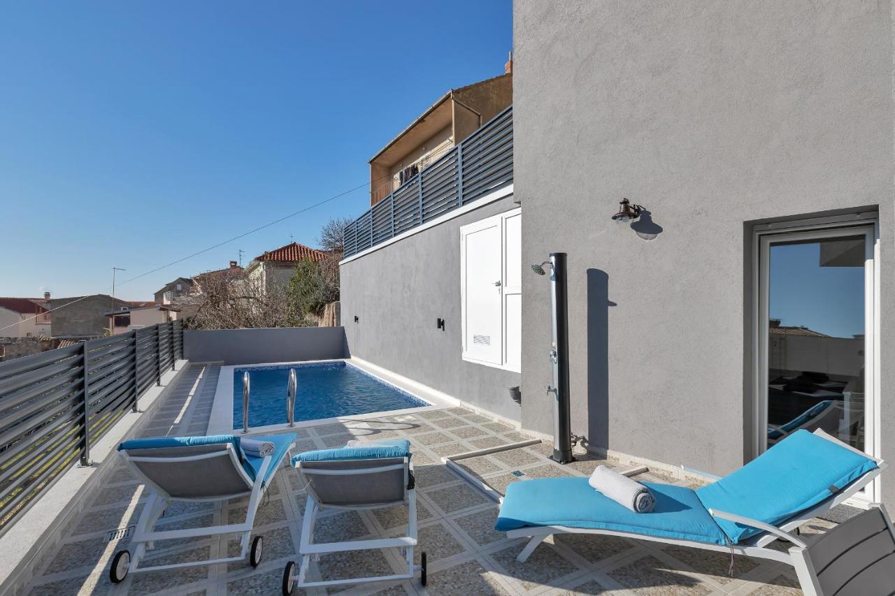 Apartment Lotte With Private Pool In The City Center! Makarska Exterior photo