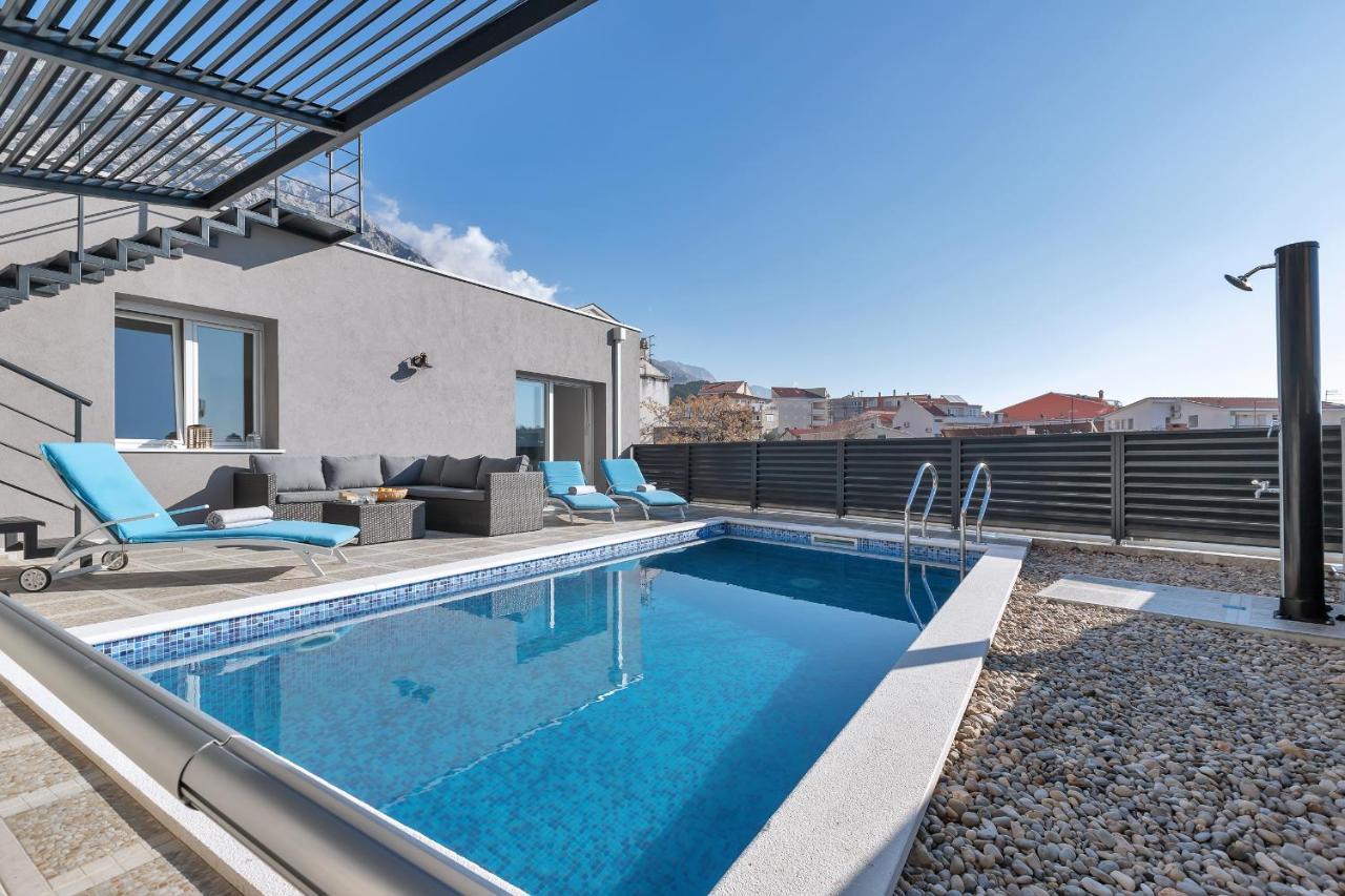 Apartment Lotte With Private Pool In The City Center! Makarska Exterior photo