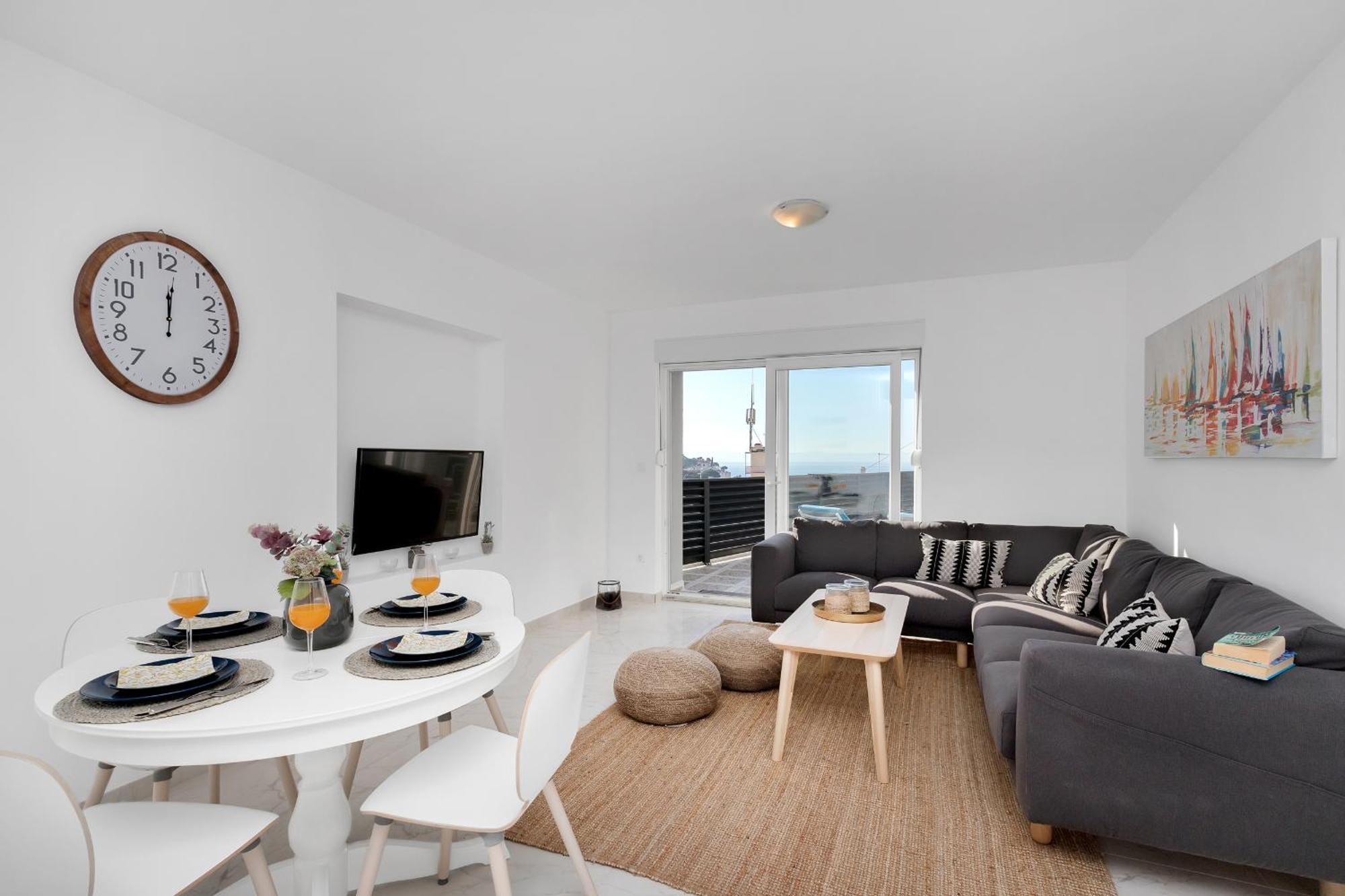 Apartment Lotte With Private Pool In The City Center! Makarska Room photo
